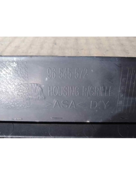 REJILLA DELANTERA DAEWOO NUBIRA BERLINA - 91826