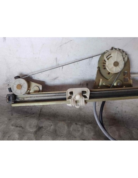 ELEVALUNAS TRASERO DERECHO PEUGEOT 306 3/5 PT  / 4 PT  (S2) - 92560