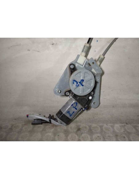 ELEVALUNAS DELANTERO DERECHO PEUGEOT 306 3/5 PT  / 4 PT  (S2) - 92581