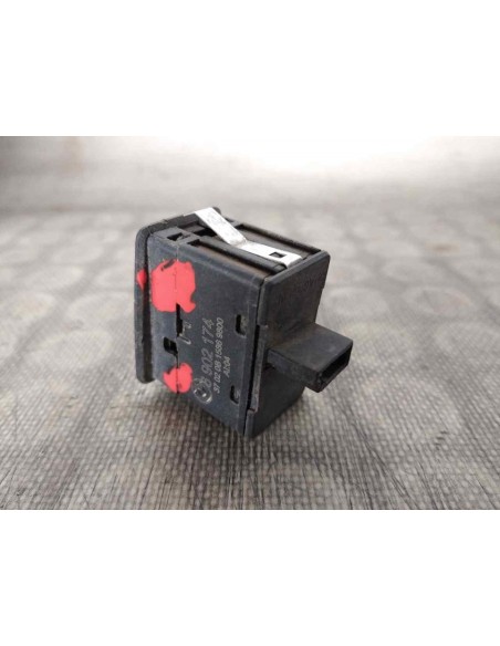 MANDO ELEVALUNAS TRASERO IZQUIERDO BMW SERIE 3 BERLINA (E46) - 93005