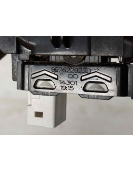 MANDO ELEVALUNAS DELANTERO DERECHO PEUGEOT 308 - 94359