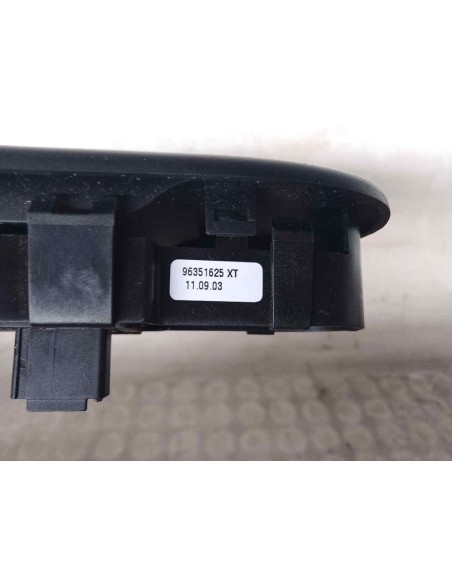 MANDO ELEVALUNAS DELANTERO DERECHO PEUGEOT 307 (S1)(04 2001) - 94450