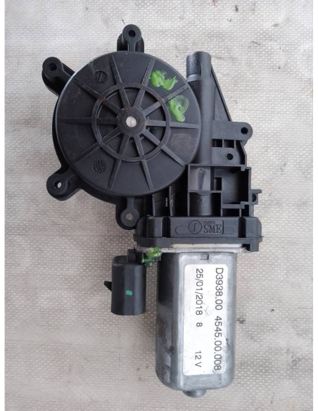 MOTOR ELEVALUNAS DELANTERO IZQUIERDO SEAT CORDOBA BERLINA (6K2) - 105109