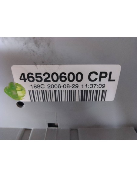 CAJA RELES / FUSIBLES FIAT I DOBLÒ (119) - 95580