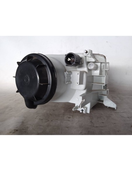 FARO DERECHO RENAULT R 19 BERL  CON PORTÓN (B/C53) - 98037