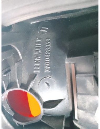 PILOTO TRASERO DERECHO RENAULT MEGANE I FASE 2...