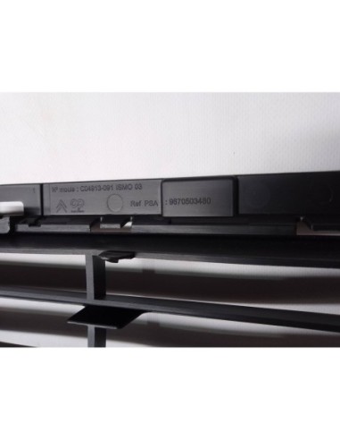 REJILLA PARAGOLPES CENTRAL CITROEN C4 BERLINA -...