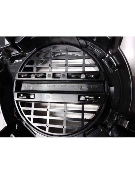 REJILLA DELANTERA VOLVO XC90 - 102785