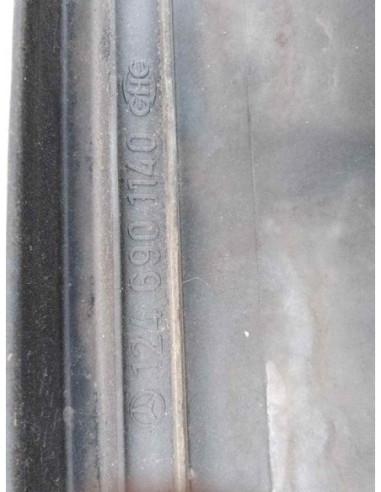 FALDON LATERAL MERCEDES-BENZ CLASE E (BM 124)...