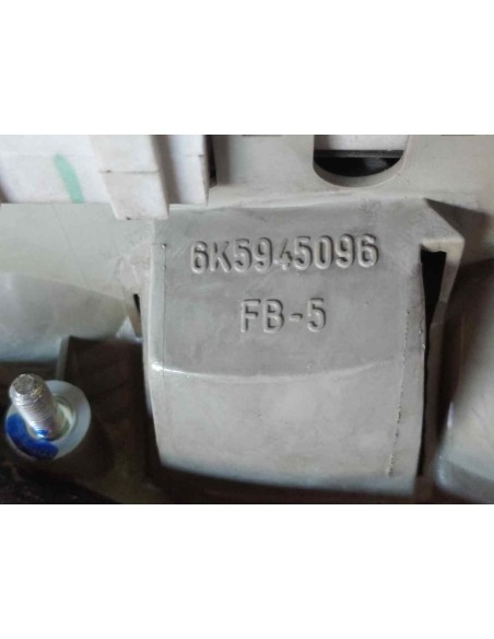 PILOTO TRASERO DERECHO SEAT CORDOBA BERLINA (6K2) - 104739