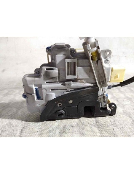 CERRADURA PUERTA TRASERA IZQUIERDA VOLKSWAGEN PASSAT BERLINA (3C2) - 108275