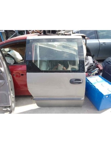PUERTA LATERAL CORREDERA DERECHA CHRYSLER...