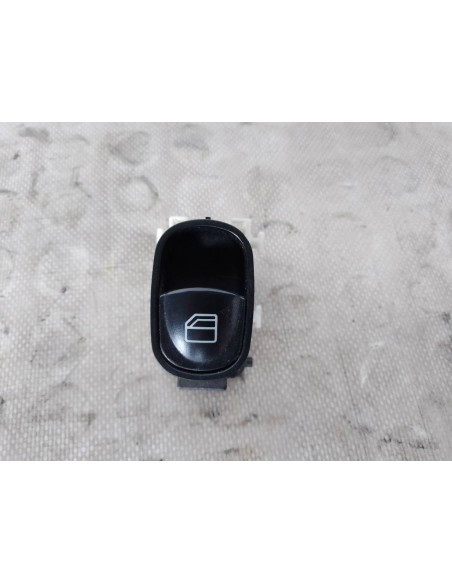 MANDO ELEVALUNAS DELANTERO DERECHO MERCEDES-BENZ CLK (BM 209) COUPE - 111926