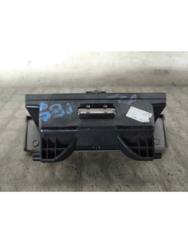 CENICERO TOYOTA COROLLA (E12) - 114954