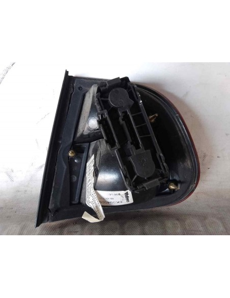 PILOTO TRASERO IZQUIERDO SEAT CORDOBA BERLINA (6K2) - 117074