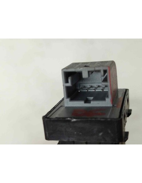 MANDO ELEVALUNAS TRASERO IZQUIERDO AUDI A4 AVANT (8E) - 119263