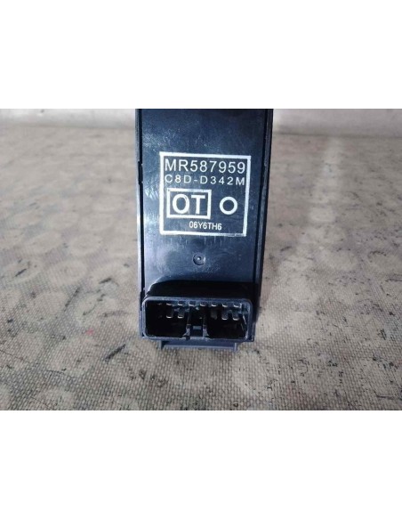 MANDO ELEVALUNAS DELANTERO IZQUIERDO MITSUBISHI COLT CZ3 BERL  3 (Z30) - 166630