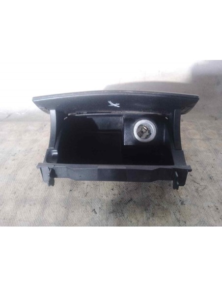 CENICERO MERCEDES-BENZ CLASE C (BM 203) SPORTCOUPE - 123415