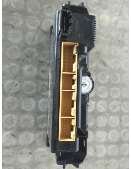 MANDO CLIMATIZADOR AUDI A4 BERLINA (B5) - 123717