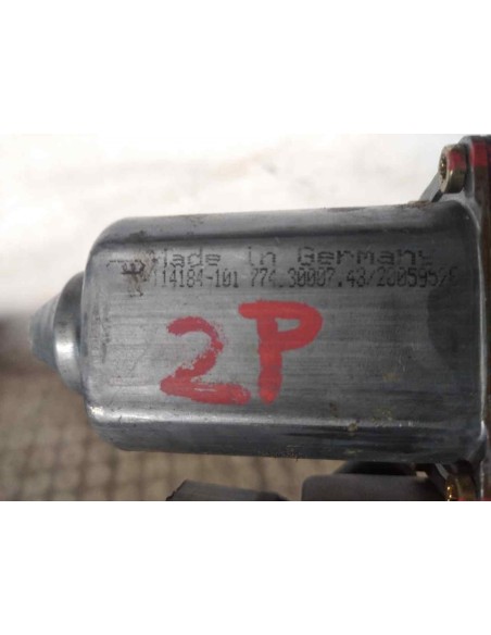 MOTOR ELEVALUNAS TRASERO DERECHO AUDI A4 BERLINA (B5) - 123737