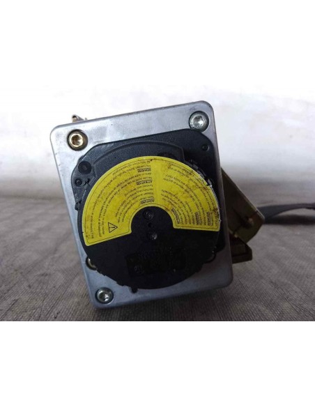 CINTURON SEGURIDAD TRASERO IZQUIERDO VOLKSWAGEN PASSAT BERLINA (3B3) - 125774