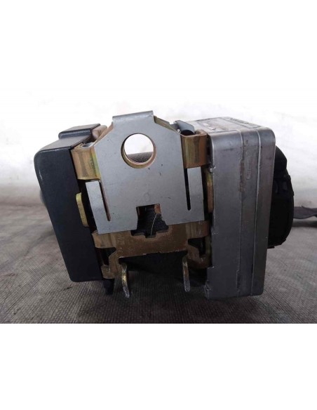 CINTURON SEGURIDAD TRASERO IZQUIERDO VOLKSWAGEN PASSAT BERLINA (3B3) - 125774