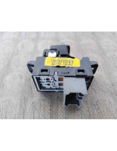 MANDO ELEVALUNAS DELANTERO DERECHO HYUNDAI I20...