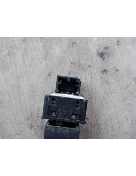 MANDO ELEVALUNAS TRASERO DERECHO AUDI A4 AVANT (8E) - 130573