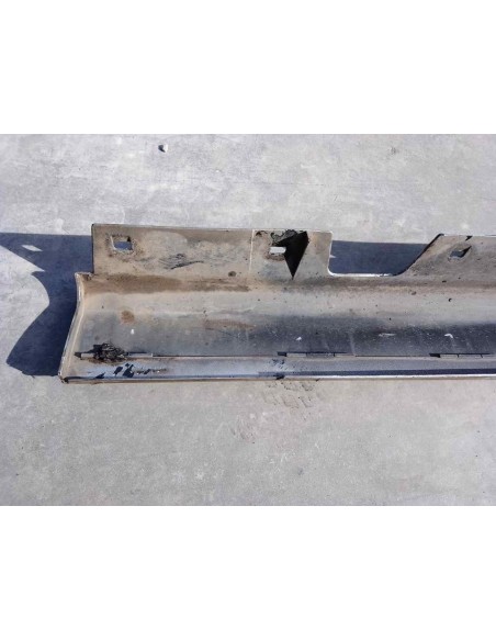 FALDON LATERAL BMW SERIE 3 BERLINA (E90) - 133550