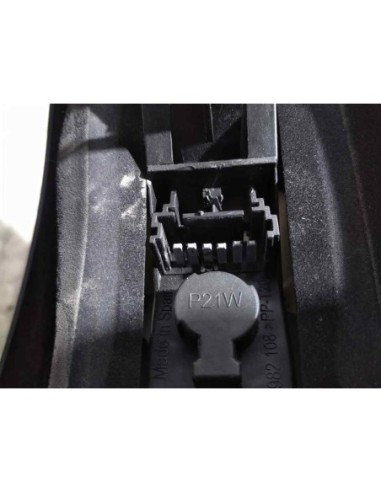 PILOTO TRASERO IZQUIERDO RENAULT MEGANE II...