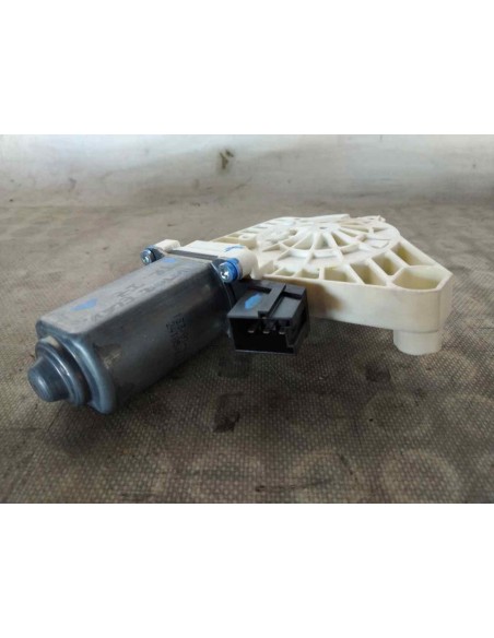 MOTOR ELEVALUNAS TRASERO IZQUIERDO MERCEDES-BENZ CLASE A (BM 169) - 134259