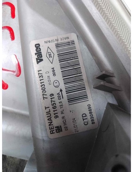 FARO IZQUIERDO RENAULT TRAFIC II FURGÓN - 134895