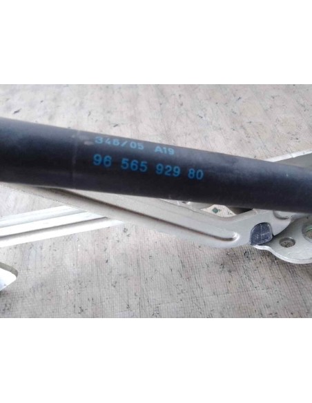 BISAGRA DERECHA TAPA MALETA PEUGEOT 407 - 136097