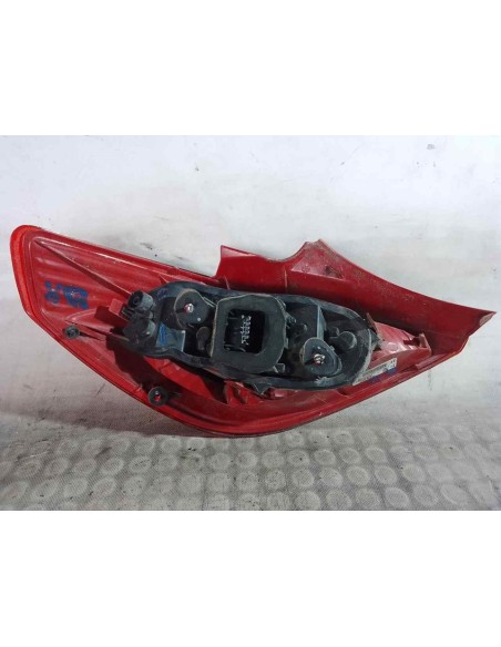 PILOTO TRASERO DERECHO OPEL CORSA D - 137114