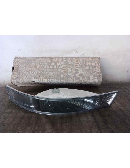 PILOTO DELANTERO IZQUIERDO RENAULT MASTER II FASE 2 DOBLE CABINA CAMIÓN/CHASIS - 137871