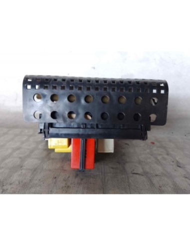 CAJA RELES / FUSIBLES FORD FIESTA COURIER - 151130