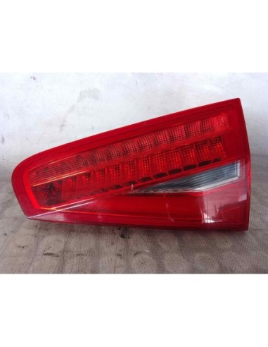 PILOTO TRASERO DERECHO INTERIOR AUDI A4 AVANT...
