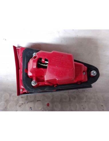 PILOTO TRASERO DERECHO INTERIOR AUDI A4 AVANT...