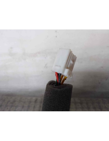 PILOTO TRASERO IZQUIERDO KIA RIO (UB) - 157545