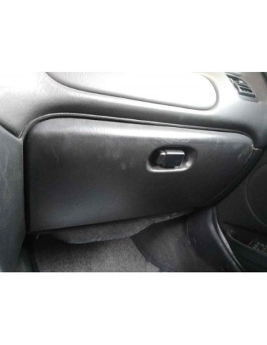 GUANTERA MG ROVER ROVER 200 (RF) - 161257