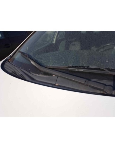 BRAZO LIMPIA DELANTERO DERECHO NISSAN PRIMERA...