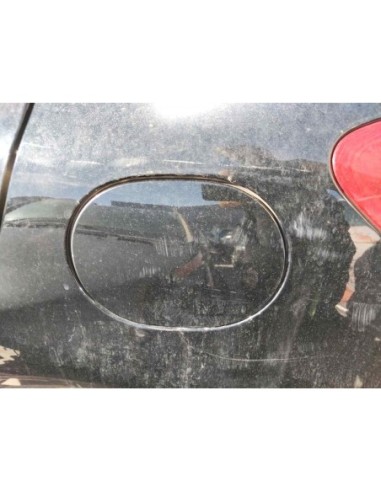 TAPA EXTERIOR COMBUSTIBLE MERCEDES-BENZ CLASE A...