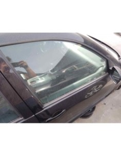 PUERTA DELANTERA DERECHA VOLKSWAGEN BORA BERLINA...