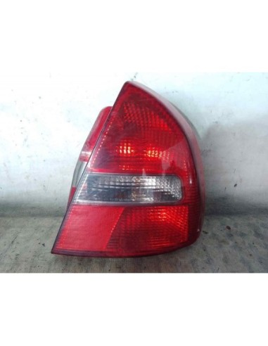 PILOTO TRASERO DERECHO MITSUBISHI CARISMA...