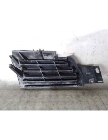 REJILLA DELANTERA MITSUBISHI CARISMA BERLINA 5...