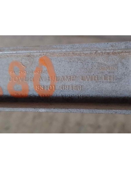 MOLDURA BAJO FARO DERECHO SSANGYONG KYRON - 170240