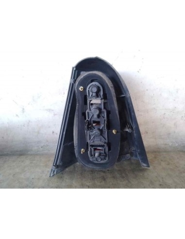 PILOTO TRASERO DERECHO MERCEDES-BENZ CLASE A...