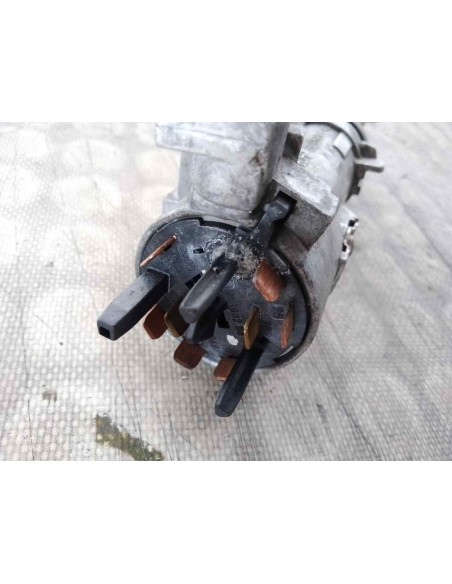 CONMUTADOR DE ARRANQUE VOLKSWAGEN PASSAT BERLINA (3B3) - 125777