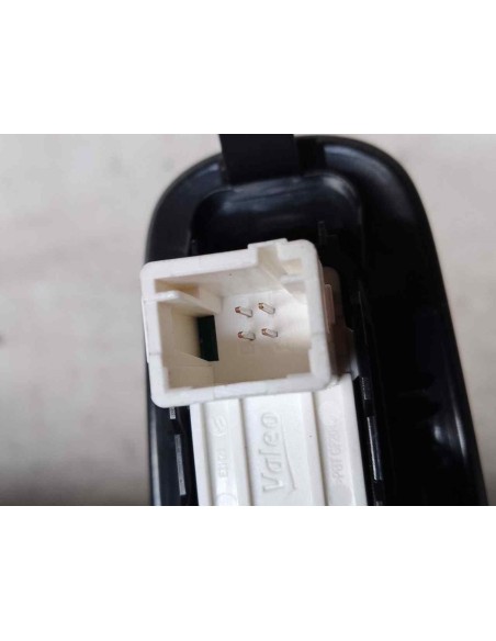 MANDO ELEVALUNAS TRASERO DERECHO PEUGEOT 308 SW - 172541