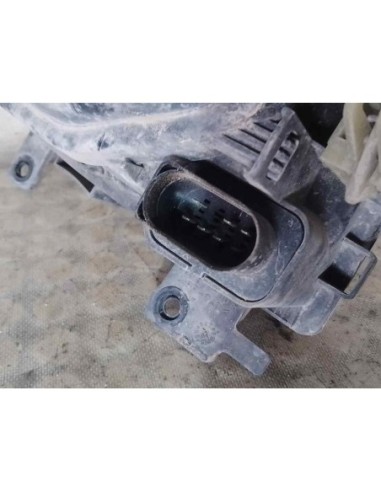 FARO DERECHO VOLKSWAGEN POLO III BERLINA (6N2)...